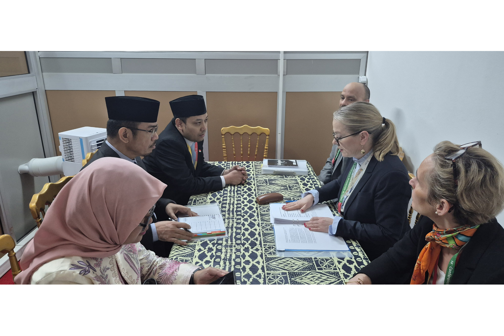 Pertemuan Bilateral Indonesia-Swedia di Sela KTM ke-14 WTO