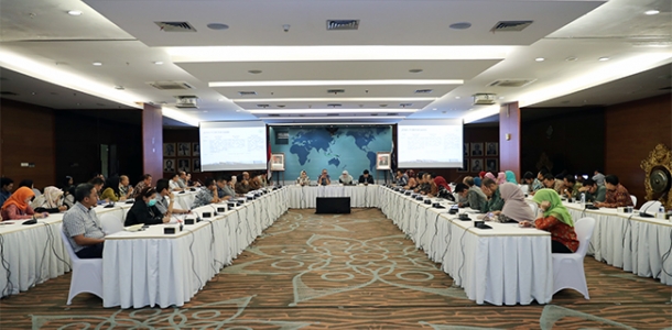 Kementerian Perdagangan bersama BPK RI mengadakan Entry Meeting dalam rangka pemeriksaan progam pengemabangan sarana distribusi dan logistik serta kinerja pengembangan ekspor nonmigas yang berlangsung di Kantor Kemendag, Jakarta, Kamis (8/8). Acara ini dibuka oleh Sekretaris Jenderal, Oke Nurwan.