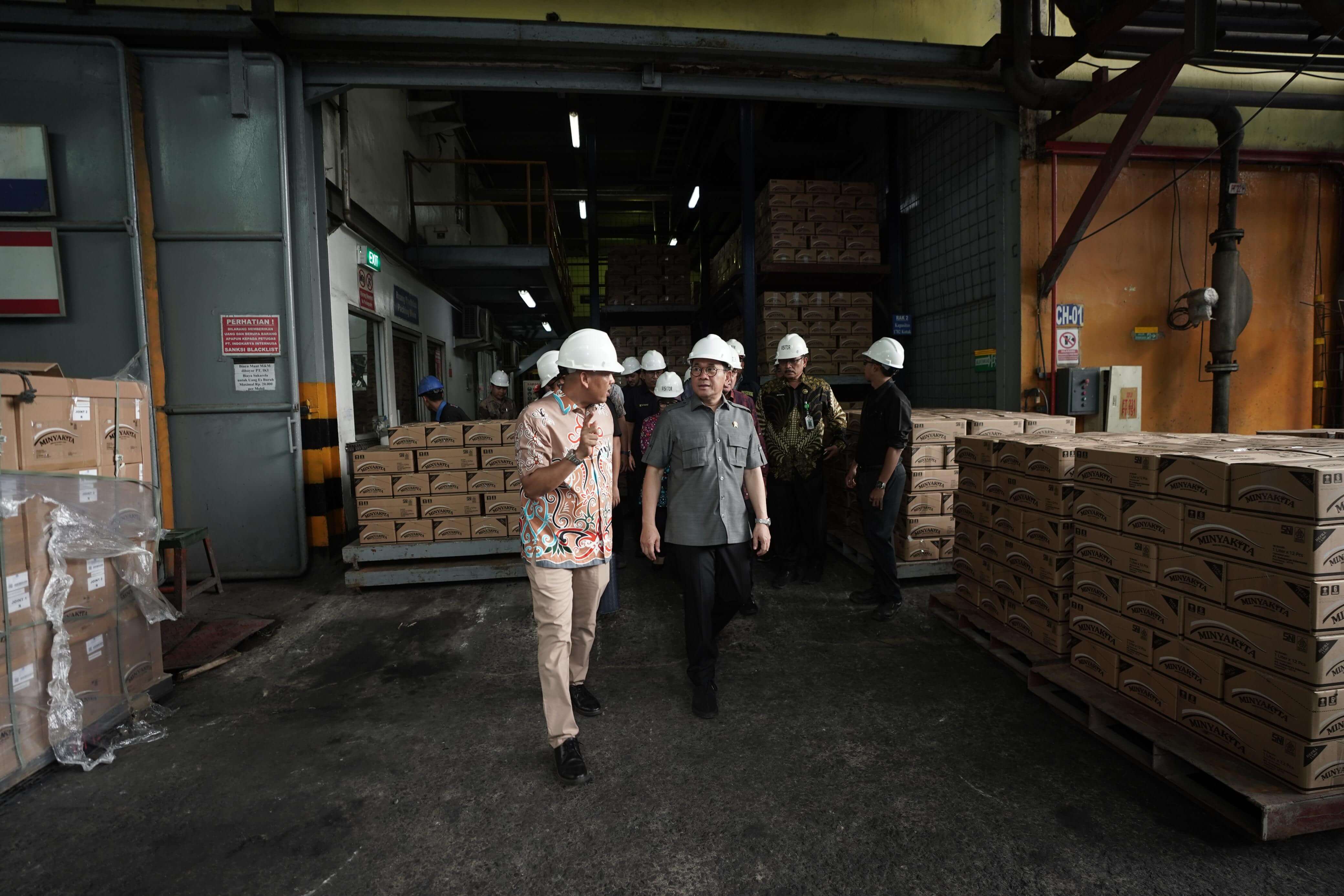 Kawal HBKN, Mendag Busan Pastikan Produksi Minyak Goreng di Sumsel Lancar