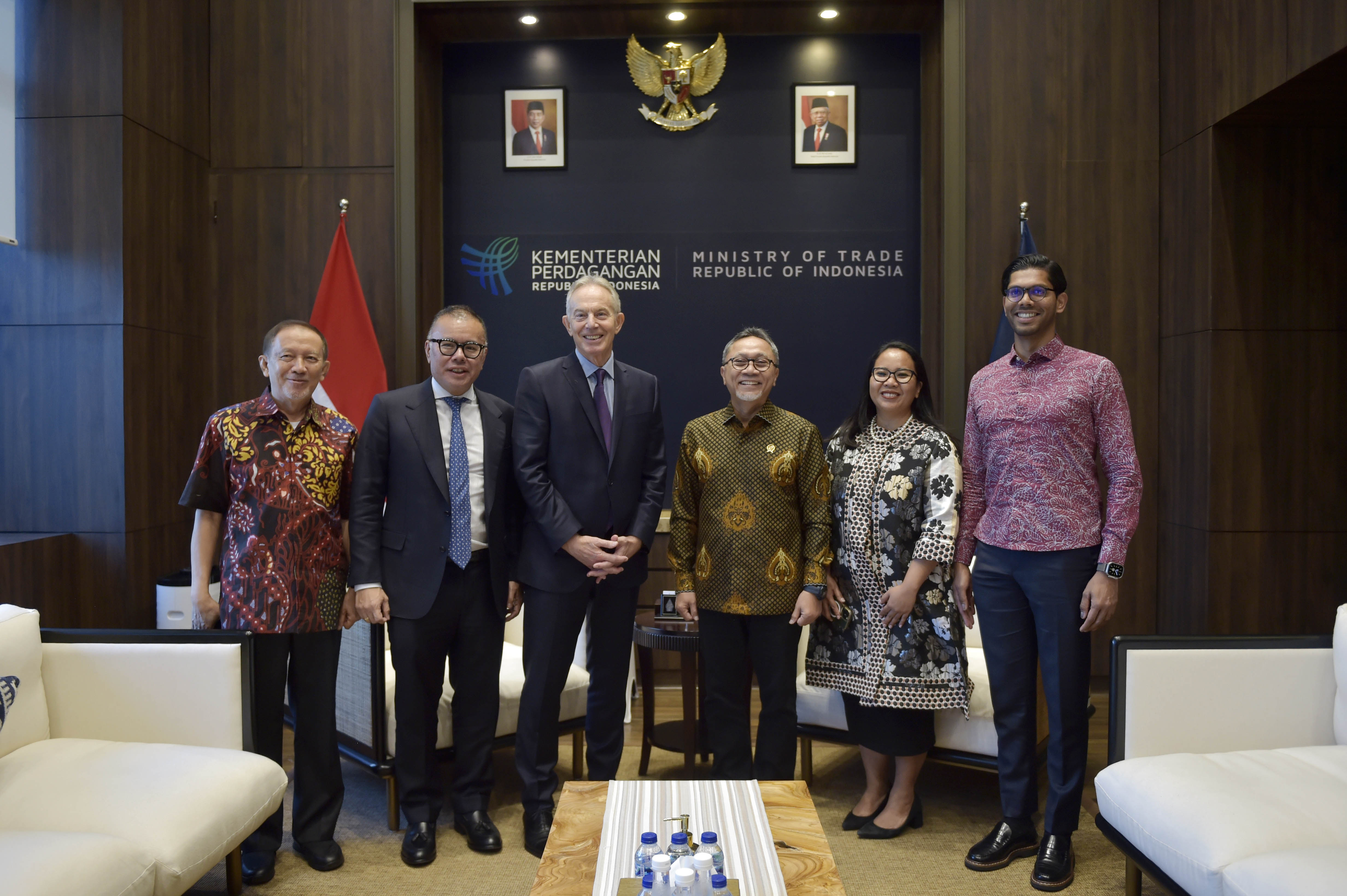Mendag RI Menerima Kunjungan Tony Blair - Kementerian Perdagangan