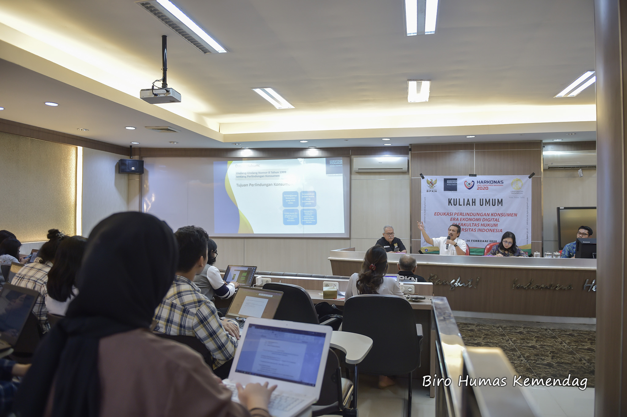 Kuliah Umum Edukasi Perlindungan Konsumen Di Era Ekonomi Digital Kementerian Perdagangan Republik Indonesia