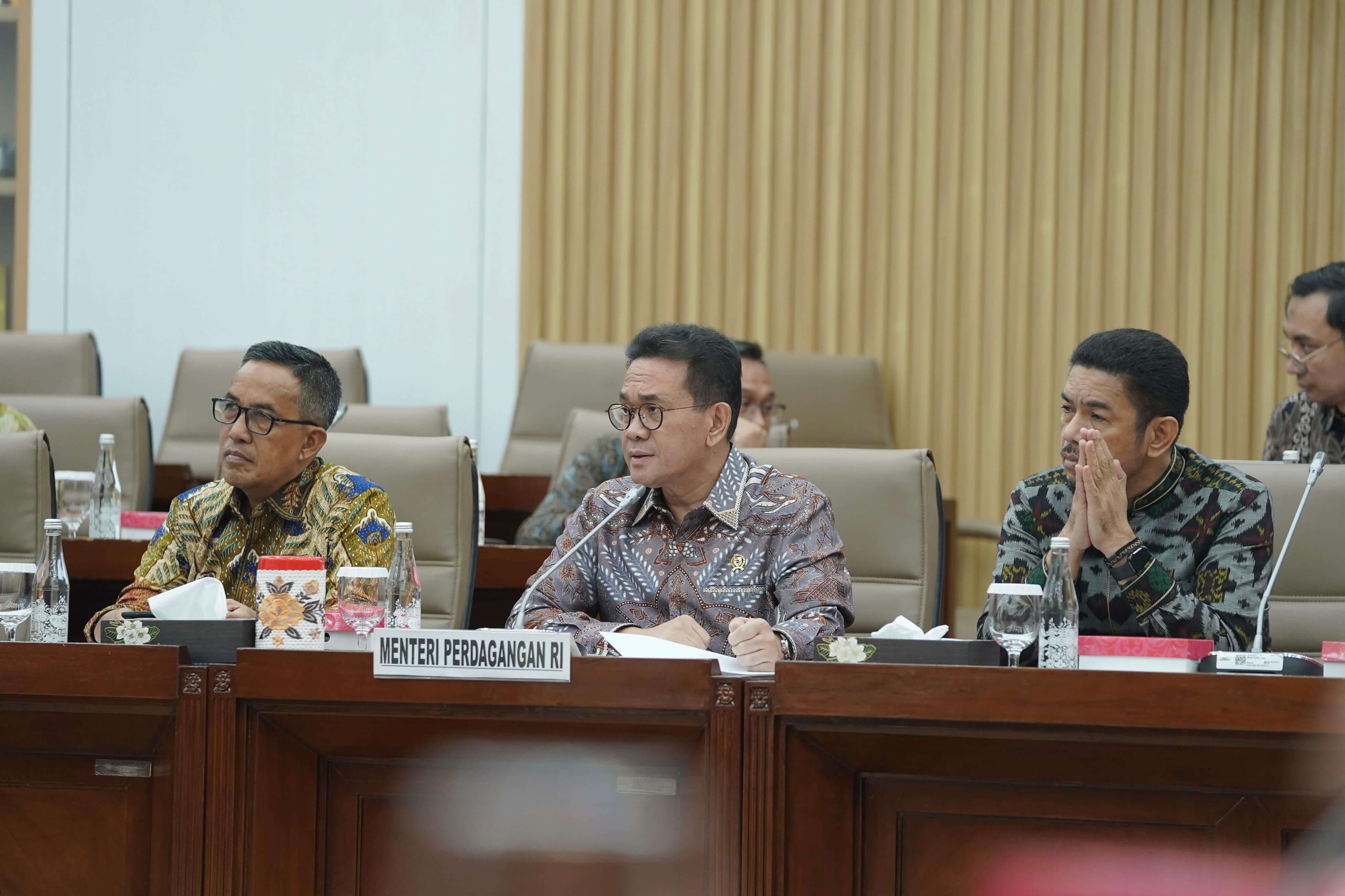 Raker dengan Komisi VI DPR RI Bahas Indonesia-Canada CEPA, Mendag Busan: Peluang Ekspor ke Amerika Utara Semakin Besar