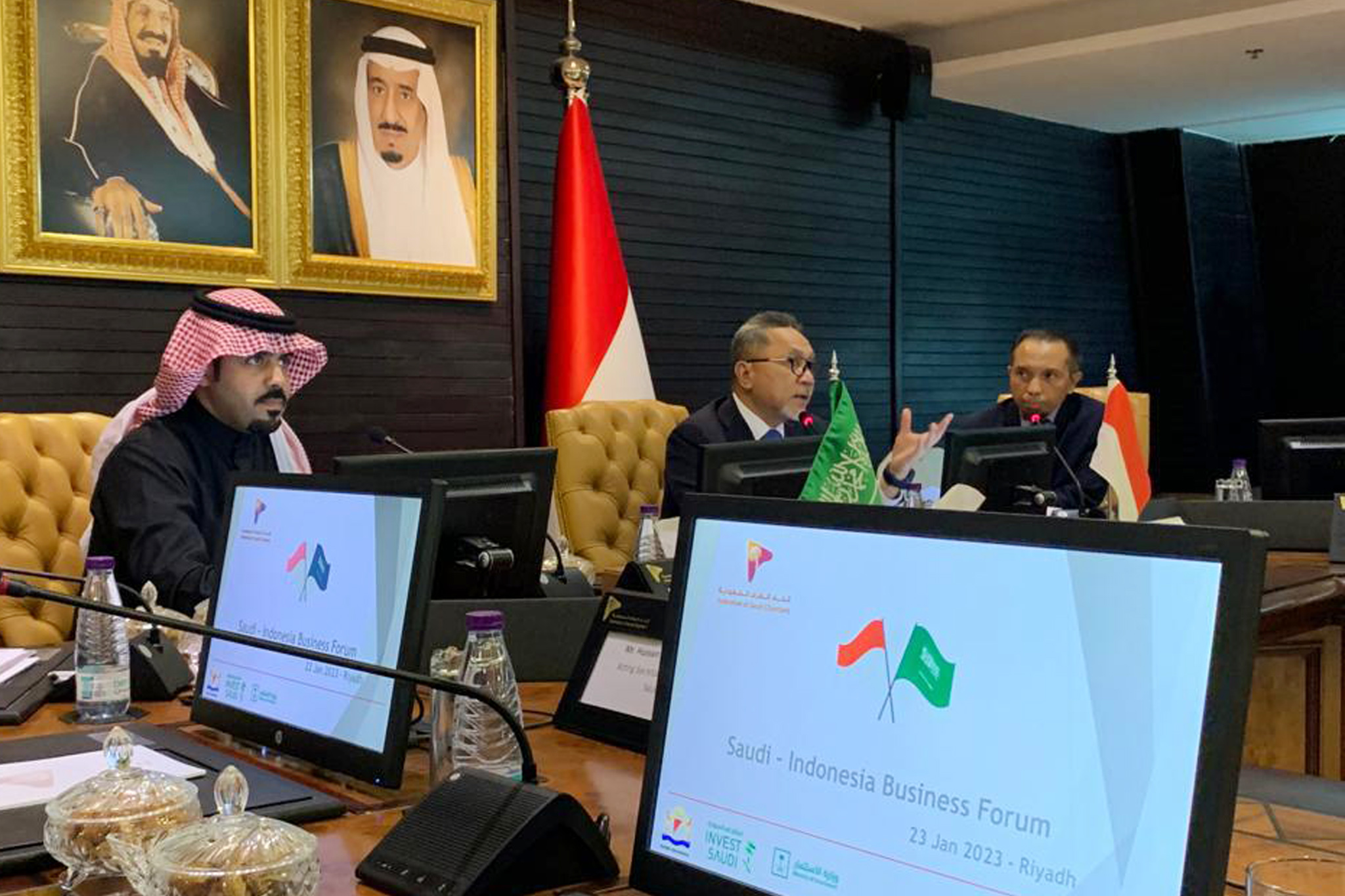 Forum Bisnis Online di Arab: Peluang dan Tantangan di Pasar Digital yang Berkembang Pesat