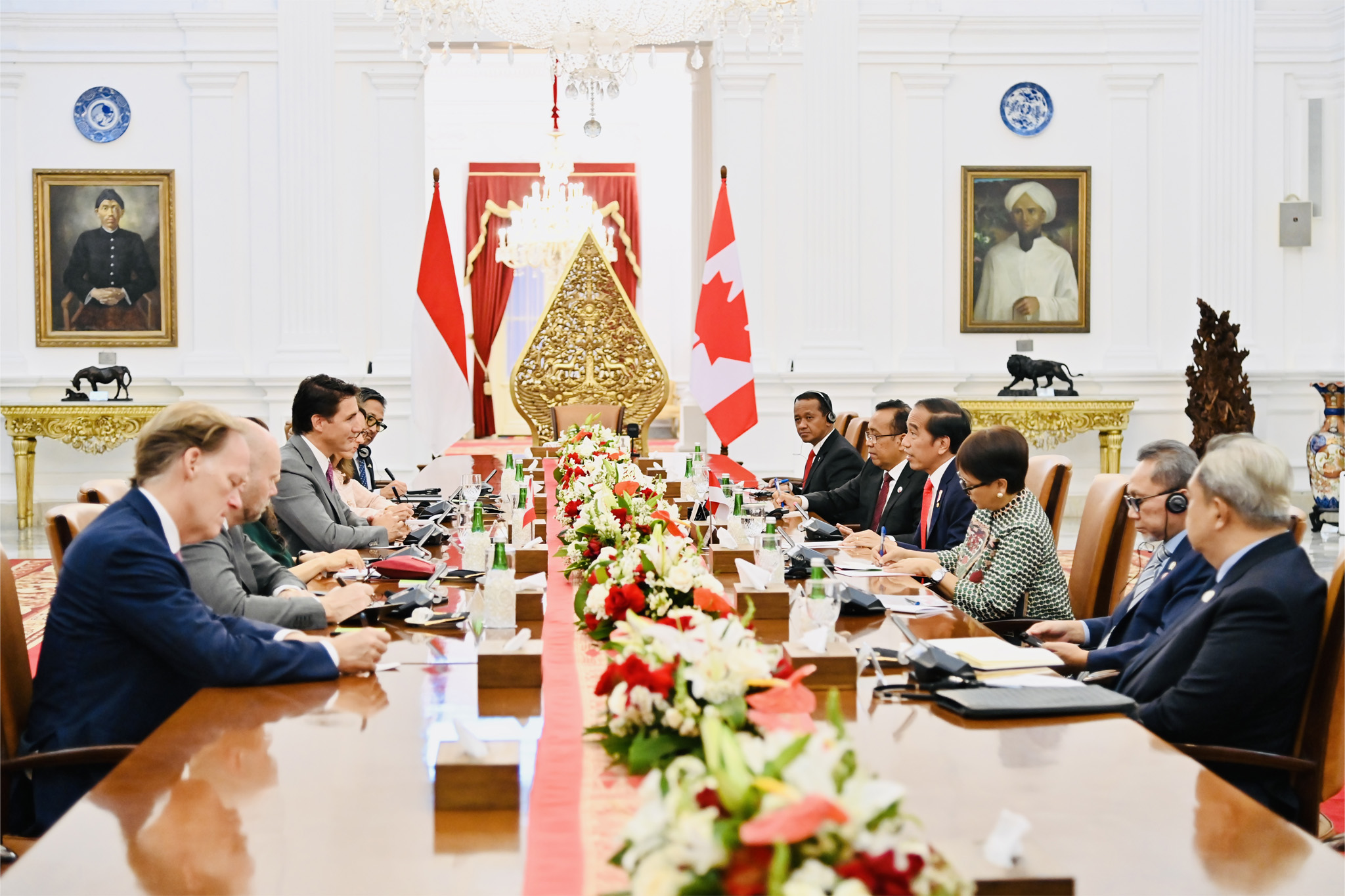 Kedua pemimpin juga sepakat untuk mengupayakan agar negosiasi Indonesia-Canada Comprehensive Economic Partnership Agreement (IC-CEPA) dapat selesai akhir tahun 2024 dan ASEAN-Canada Free Trade Agreement (FTA) juga dapat selesai akhir tahun 2025.