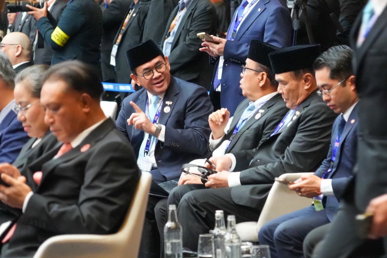 Mendag menyampaikan bahwa salah satu pesan yang didorong Indonesia dalam KTT adalah sentralitas dan persatuan ASEAN sebagai fondasi menghadapi kondisi geopolitik dan proteksionisme. Indonesia juga menekankan peran penting ASEAN dalam memastikan kesejahteraan masyarakatnya dalam menghadapi berbagai tantangan.