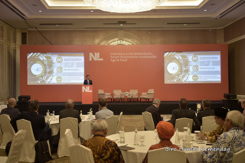 Seminar Bisnis Indonesia dan Belanda
