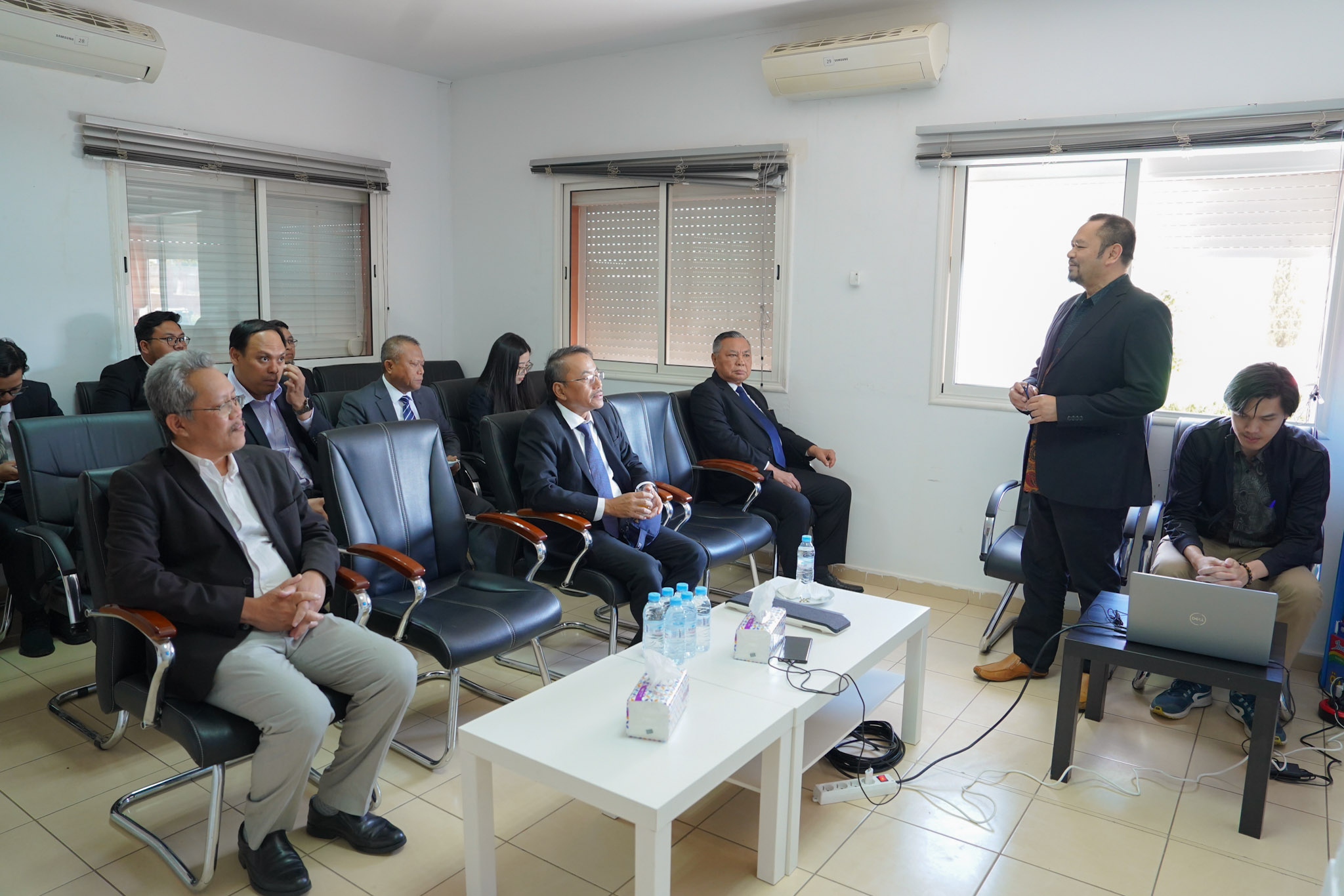 Kunjungan Dirjen PEN ke Pabrik Mie Instan Asal Indonesia di Maroko