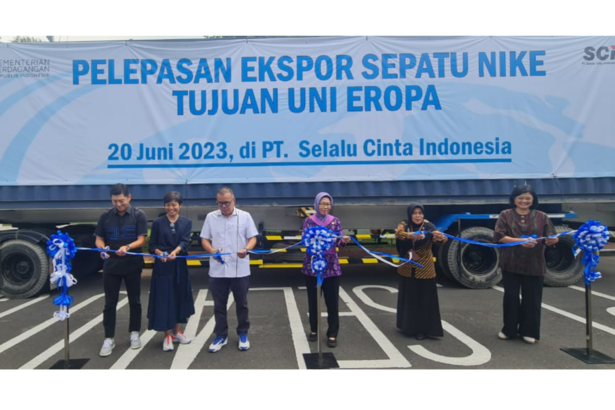 Kemendag pada Pelepasan Ekspor Sepatu Nike ke Uni Eropa Kementerian Perdagangan Republik Indonesia
