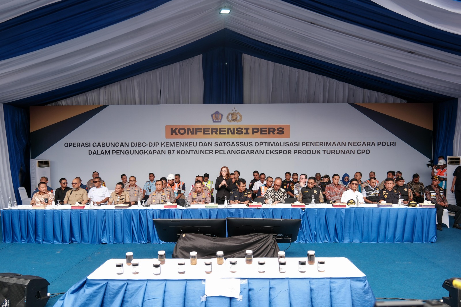 Kemendag pada Konferensi Pers Pelanggaran Ekspor Produk Turunan CPO