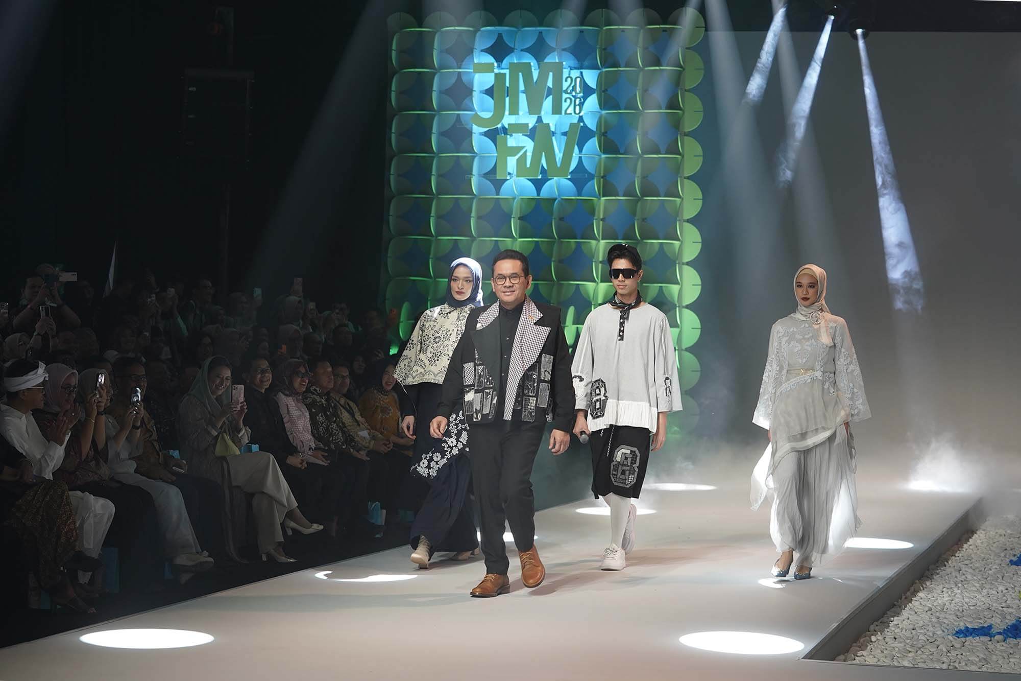 Pembukaan Jakarta Muslim Fashion Week 2026