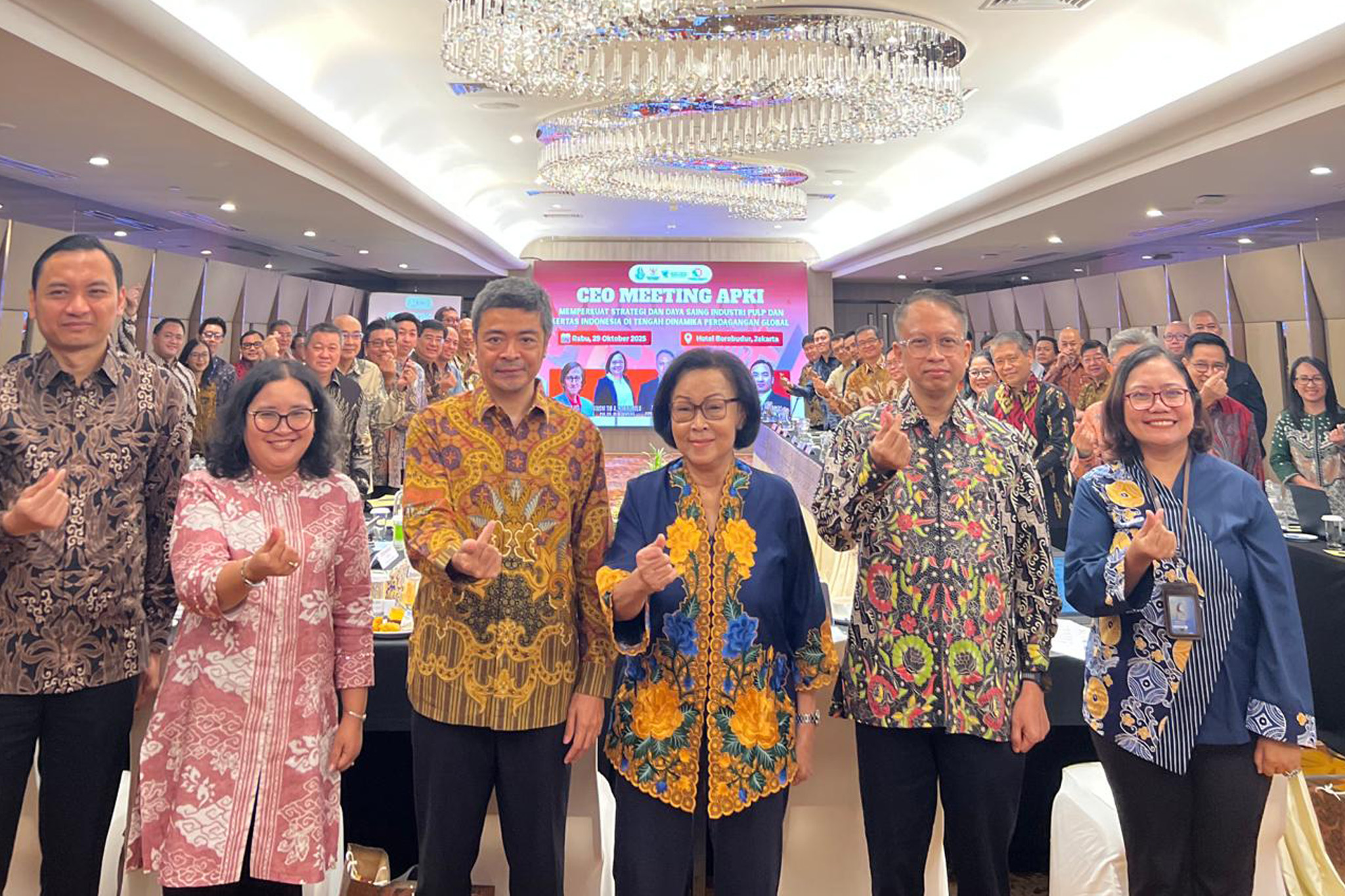 Hadir sebagai narasumber, yaitu VP Asian Paper & Packaging, Fastmarkets, Beth Lis; Deputi Bidang Koordinasi Kerja Sama Ekonomi dan Investasi Kemenko Perekonomian, Edi Prio Pambudi; Direktur Perundingan Bilateral, Danang Prasta Dania; serta Plh. Direktur Akses Industri Internasional Kemenperin, Binoni Tio A. Napitupulu. Turut pada forum ini, yaitu Ketua Umum APKI, Liana Bratasida; serta Direktur Industri Hasil Hutan dan Perkebunan Kemenperin, Krisna Septiningrum.