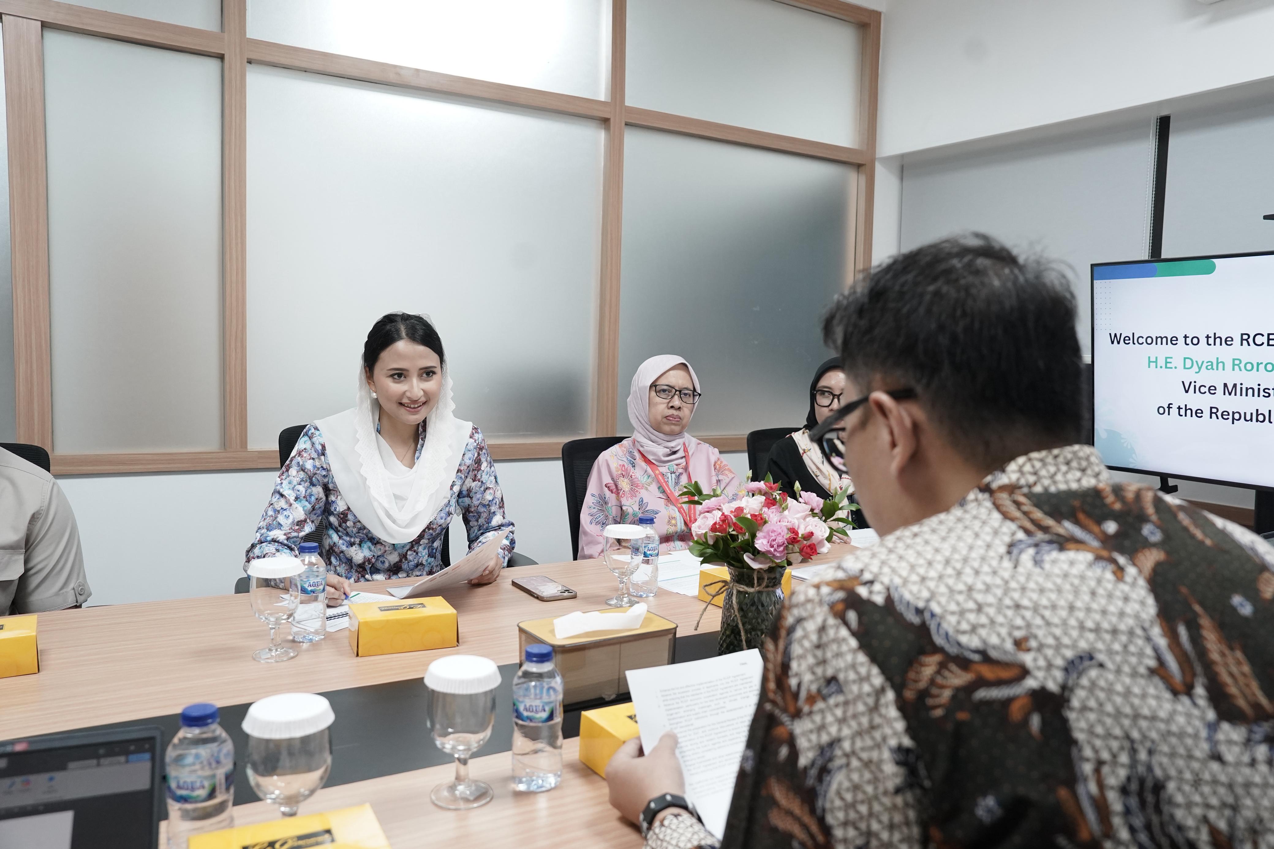 Pertemuan ini juga membahas hasil 5th RCEP Summit yang telah dilaksanakan pada 27 Oktober 2025 di Kuala Lumpur, Malaysia.