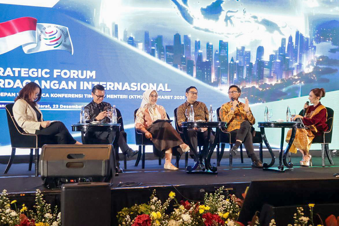Kemendag Gelar Forum Strategis tentang Organisasi Perdagangan Dunia, Wamendag Roro: Indonesia Dorong Reformasi Sistem Perdagangan Internasional