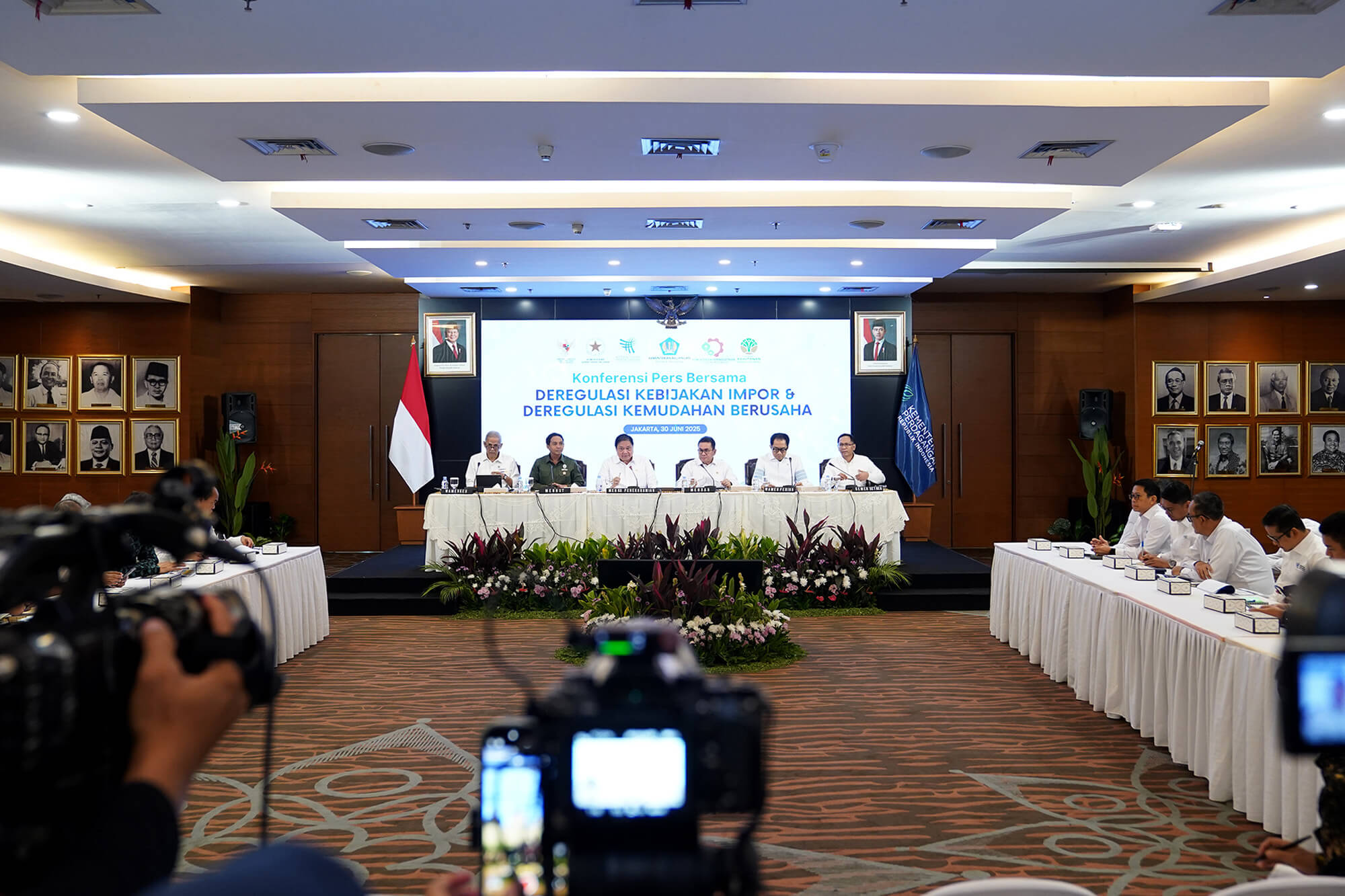 Konferensi Pers Deregulasi Kebijakan Impor dan Kemudahan Berusaha