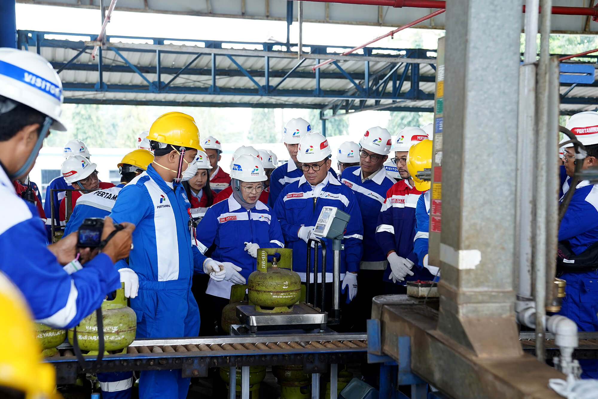 Mendag Meninjau Stasiun Pengisian Bulk Elpiji (SPBE) di Sleman, Yogyakarta